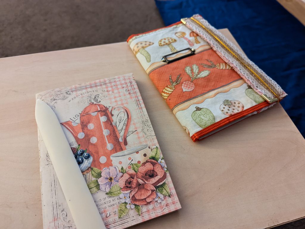 LAUNCH - Autumn Junk Journal Kit 