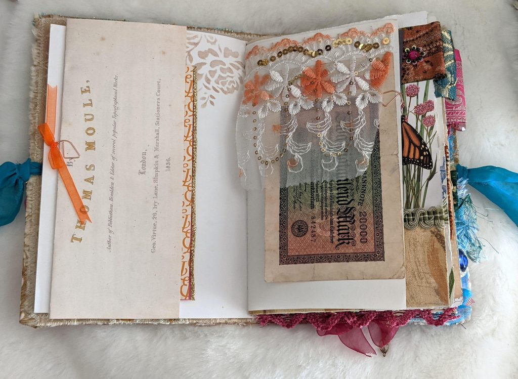 10 Junk Journal Page Ideas To Inspire You (2022)