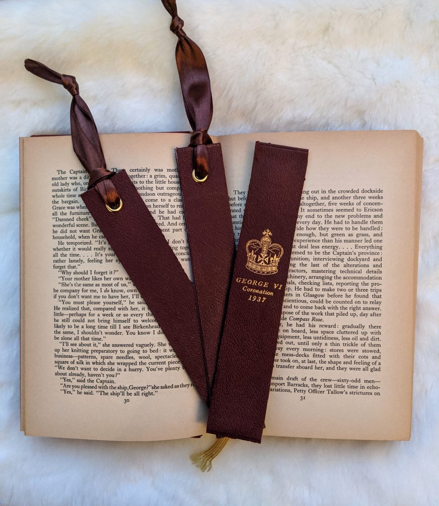 DIY Bookmarks and Repurposing Old Books